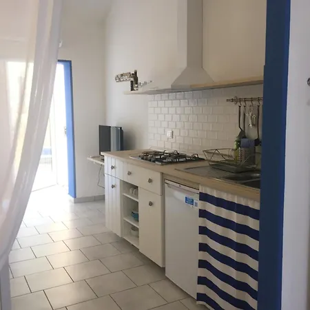 Ξενοδοχείο με διαμερίσματα La Contadina *